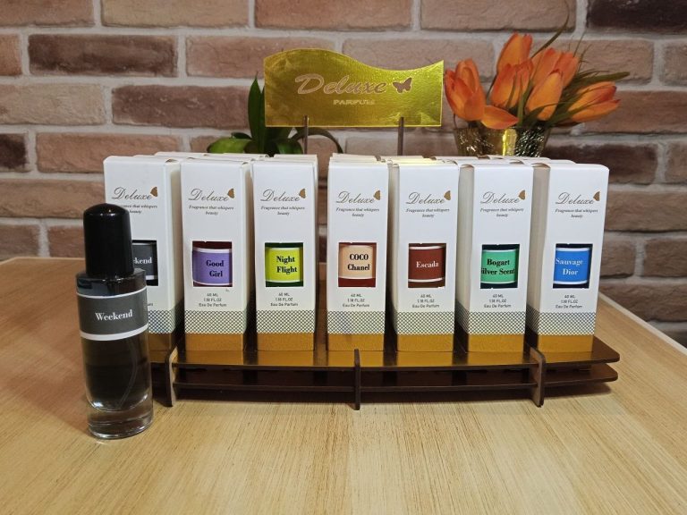 عطر ۴۰ میل جعبه دار دلوکس مدل کاج (عمده)